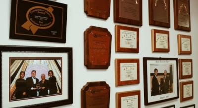 Plaque Mounting
