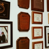 Plaque Mounting